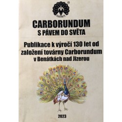 Carborundum s pávem do světa
